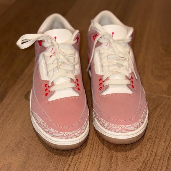 Women's Air Jordan 3 Retro - Picture 4 of 8